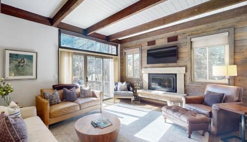 Four-Bedroom Vacation Home