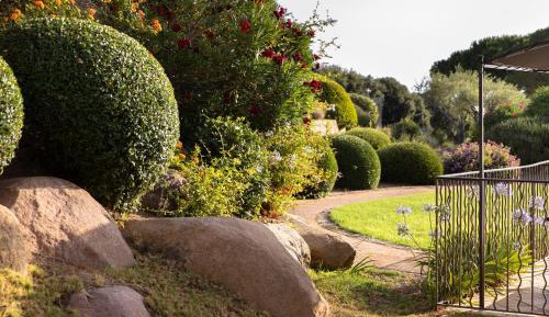 Standard Room with Garden View