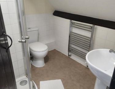 Comfort Triple Room with Shower