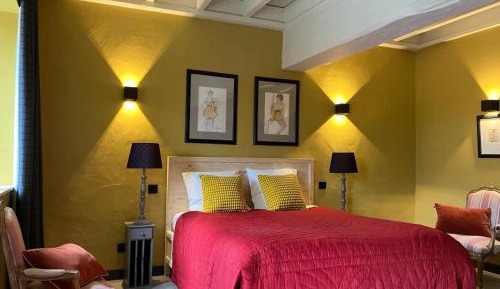 Double Room with Private Bathroom