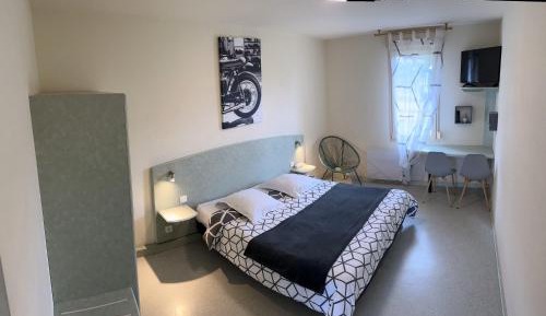 Double Room with Private Bathroom