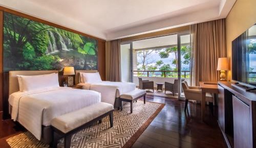 Deluxe Room, 1 Twin Bed, Mountain View includes FREE daily buffet breakfast, FREE guided morning trekking with our recreation attendant, FREE 1-time mini bar per stay, FREE daily refresh coffee and tea facility and 24-hour gym access.