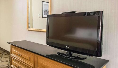 Queen Room - Non-Smoking