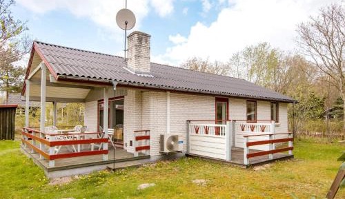 Three-Bedroom Vacation Home 