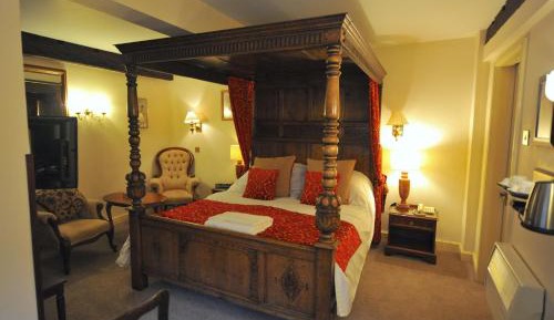 Double Room with Four Poster Bed