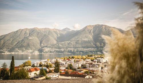  Panorama Deluxe Double or Twin Room with Balcony and Lake View