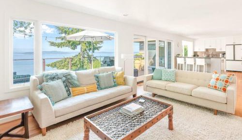 Three-Bedroom Vacation Home 