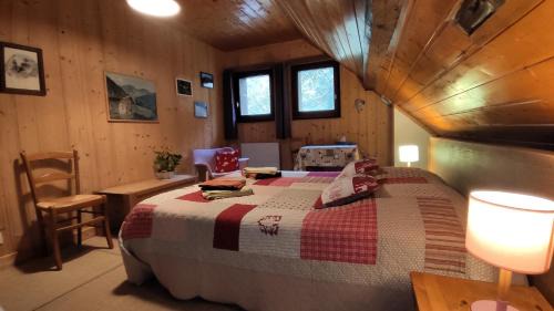 Double or Twin Room with Private Bathroom