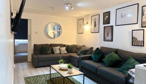 Four-Bedroom Apartment