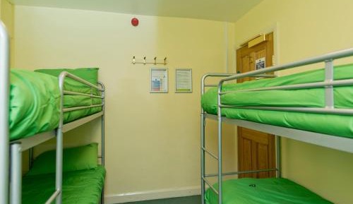 4 Bed Private Room Shared Bathroom