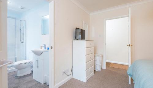 Three-Bedroom Vacation Home 