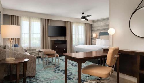 King Studio Suite - Non-Smoking