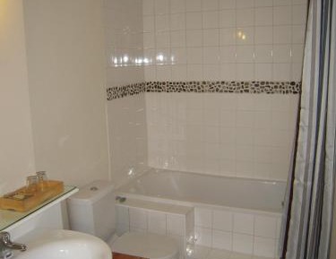 Large Double or Twin Room