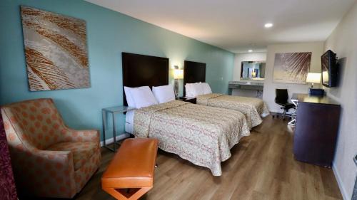 Double Room with Two Double Beds - Non-Smoking