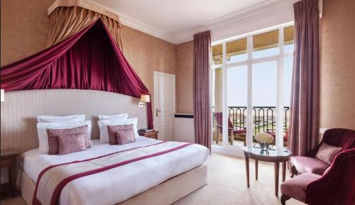 Deluxe Terrace Sea View Room