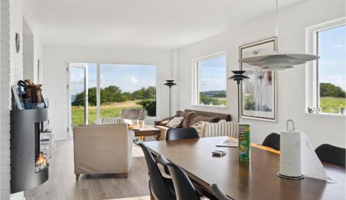 Three-Bedroom Vacation Home 