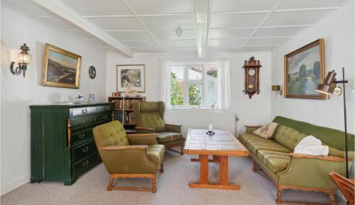 Three-Bedroom Vacation Home 