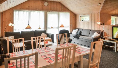 Three-Bedroom Vacation Home 