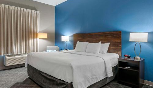 King Room - Hearing Access/Non-Smoking