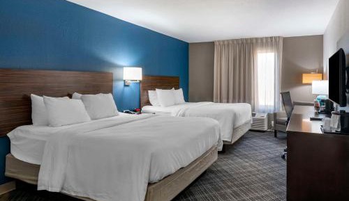 Queen Room with Two Queen Beds - Mobility Access