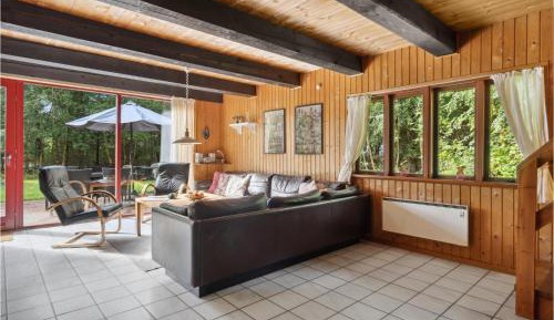 Three-Bedroom Vacation Home 