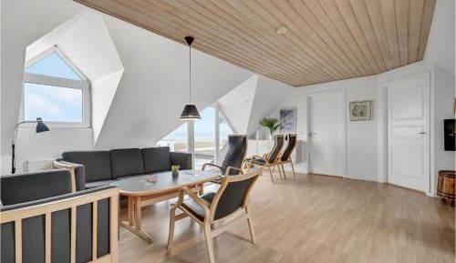 Five-Bedroom Holiday Home