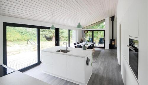 Three-Bedroom Vacation Home 