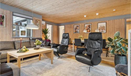 Four-Bedroom Vacation Home