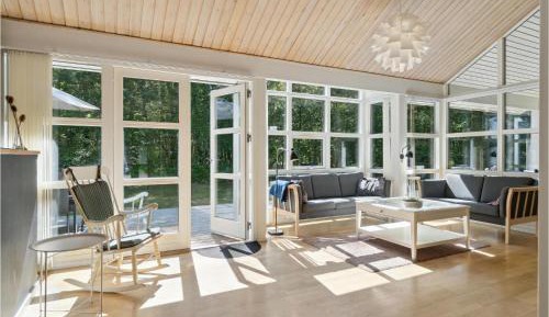 Three-Bedroom Vacation Home 