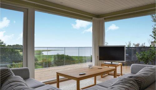 Two-Bedroom Holiday Home