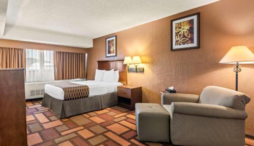 King Room with Sofa Bed - Non-Smoking