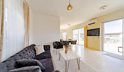 Four-Bedroom Vacation Home