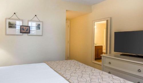 Queen Room - Disability Access - Non -Smoking