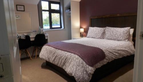 Double Room with Private Bathroom