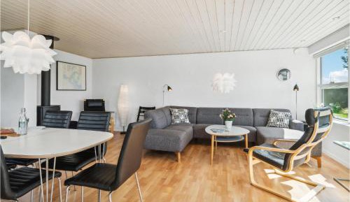 Three-Bedroom Vacation Home 