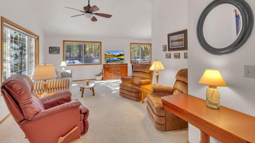 Three-Bedroom Vacation Home 
