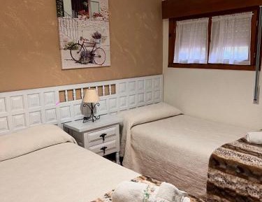 Triple Room with Bathroom