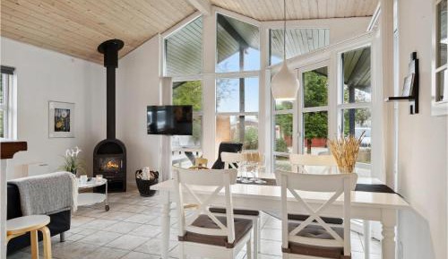 Two-Bedroom Holiday Home