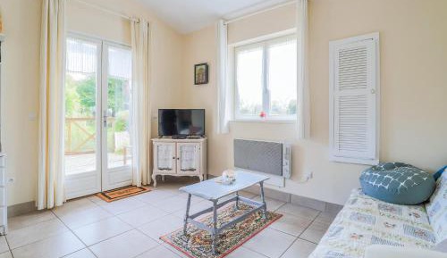 Two-Bedroom Holiday Home