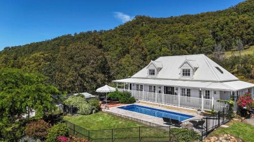 Four-Bedroom Holiday Home