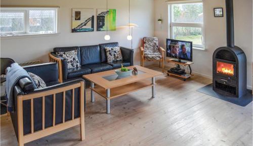 Three-Bedroom Vacation Home 