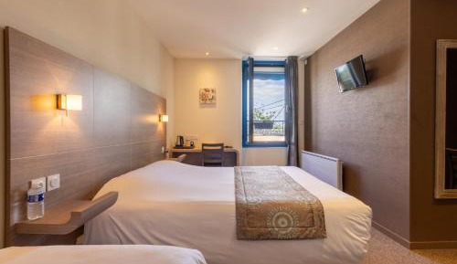 Deluxe Double or Twin Room with River View