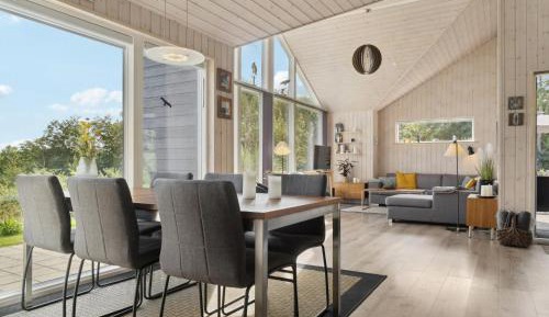 Four-Bedroom Vacation Home