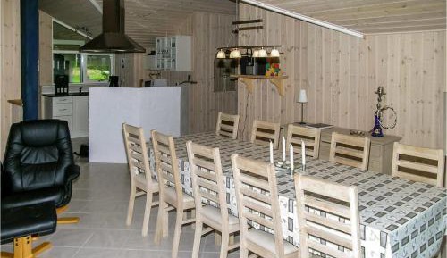 Five-Bedroom Holiday Home
