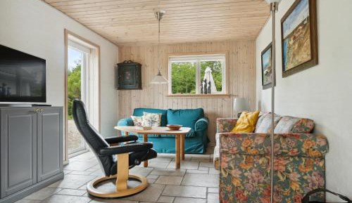 Three-Bedroom Vacation Home 