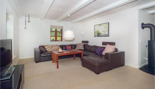 Six-Bedroom Holiday Home