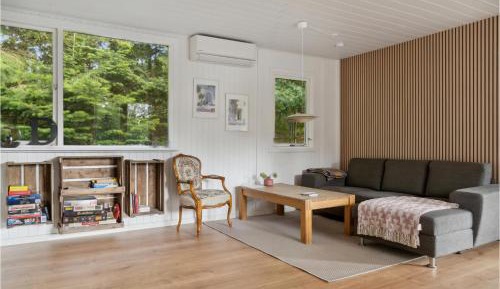 Three-Bedroom Vacation Home 