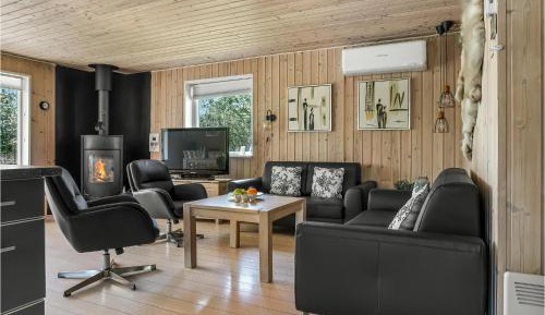 Three-Bedroom Vacation Home 