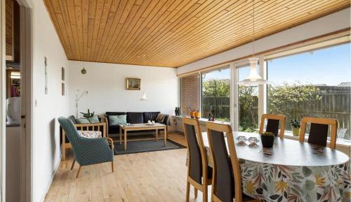 Three-Bedroom Vacation Home 