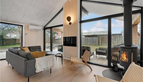 Six-Bedroom Holiday Home